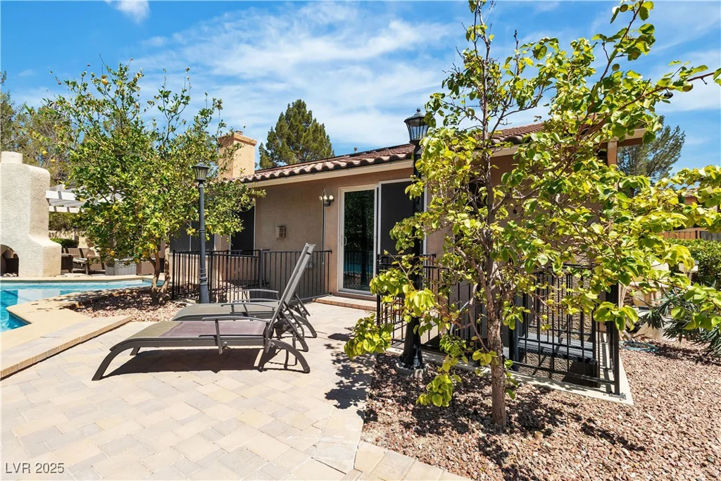 4196 Balmoral Castle, Las Vegas, NV 89141