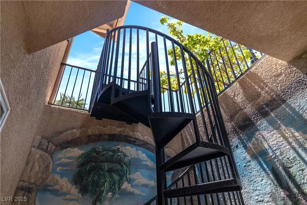 4196 Balmoral Castle, Las Vegas, NV 89141
