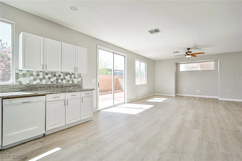 6747 Gold Yarrow, Las Vegas, NV 89148