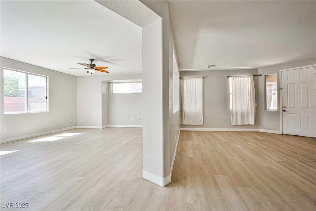 6747 Gold Yarrow, Las Vegas, NV 89148