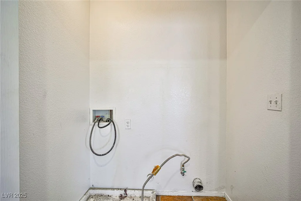 6747 Gold Yarrow, Las Vegas, NV 89148