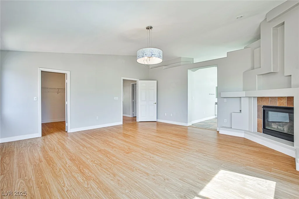 6747 Gold Yarrow, Las Vegas, NV 89148