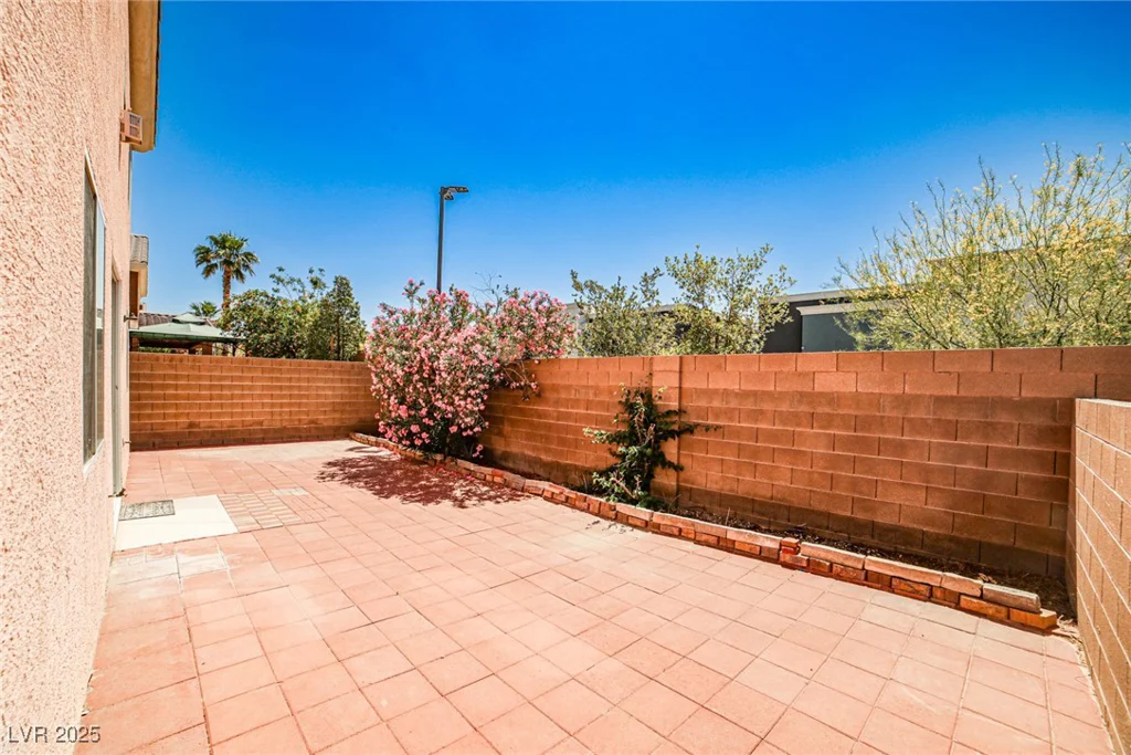 6747 Gold Yarrow, Las Vegas, NV 89148