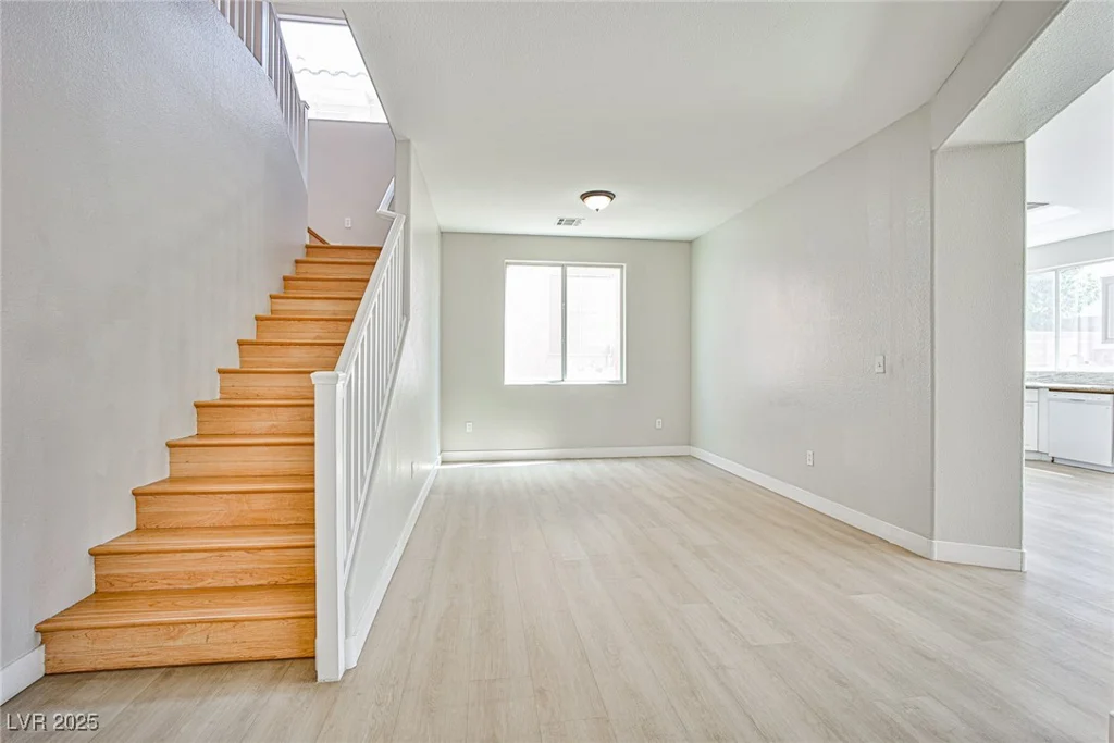 6747 Gold Yarrow, Las Vegas, NV 89148