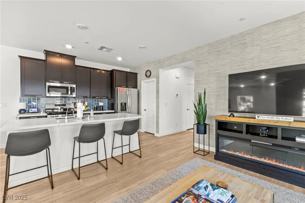 295 Callen Falls, Henderson, NV 89011