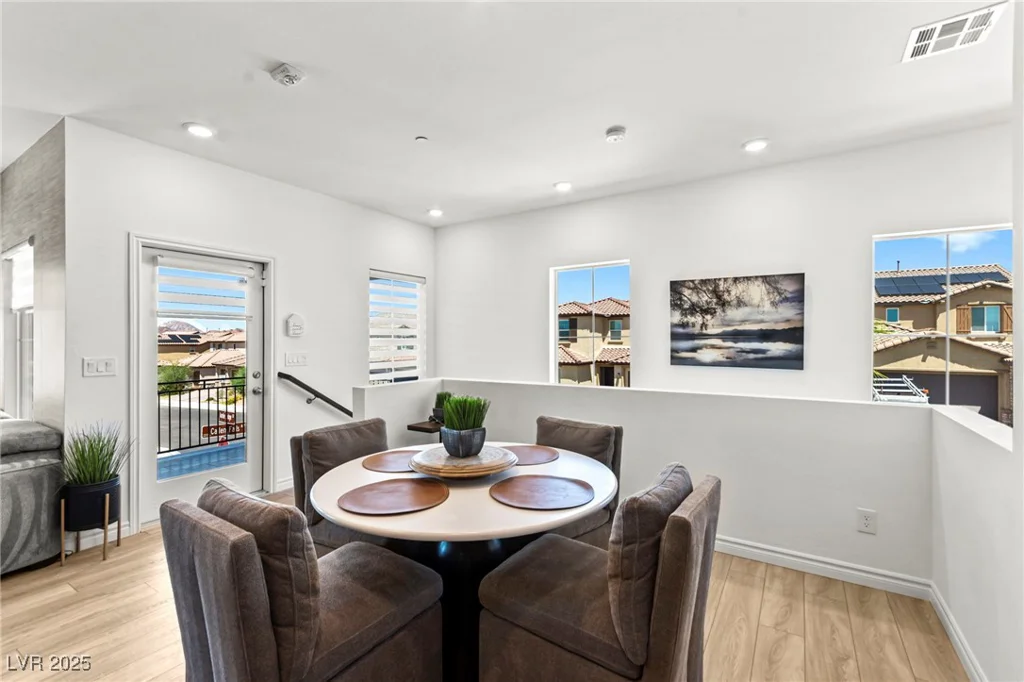 295 Callen Falls, Henderson, NV 89011