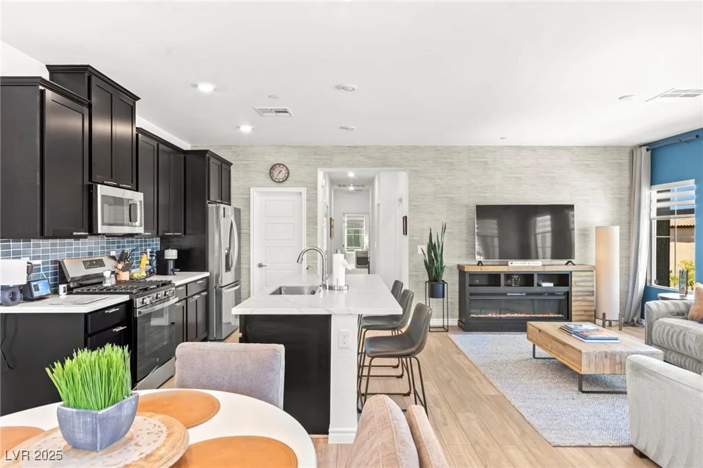 295 Callen Falls, Henderson, NV 89011