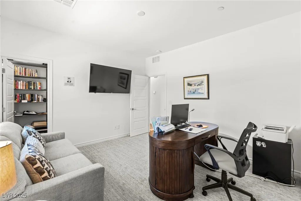 295 Callen Falls, Henderson, NV 89011