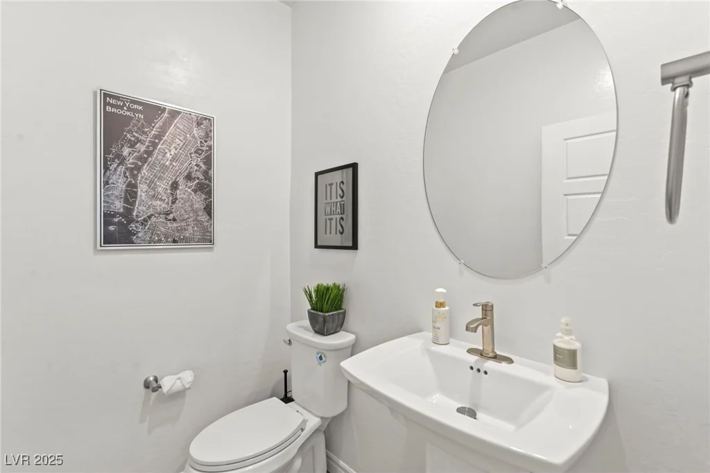 295 Callen Falls, Henderson, NV 89011