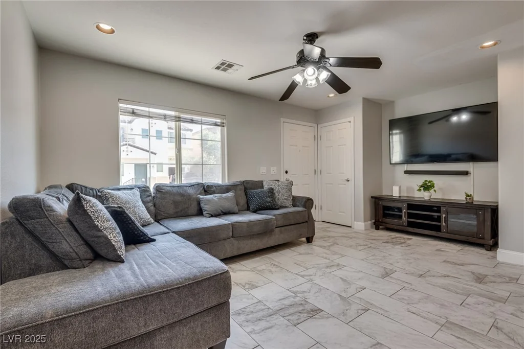 9140 Entrancing, Las Vegas, NV 89149