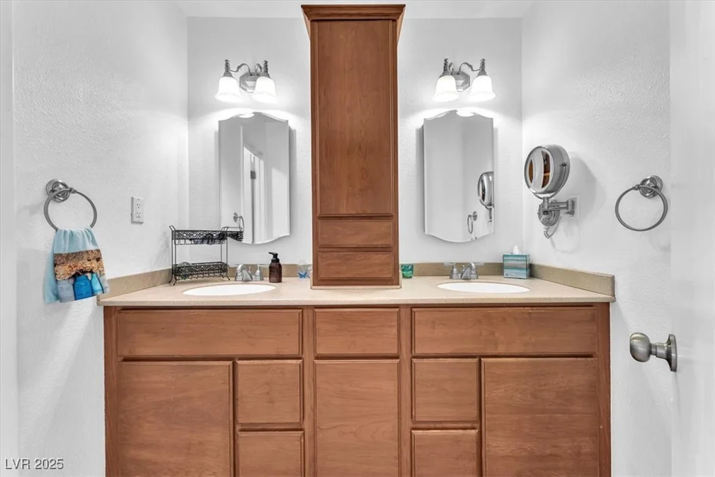 4871 La Princesa, North Las Vegas, NV 89031