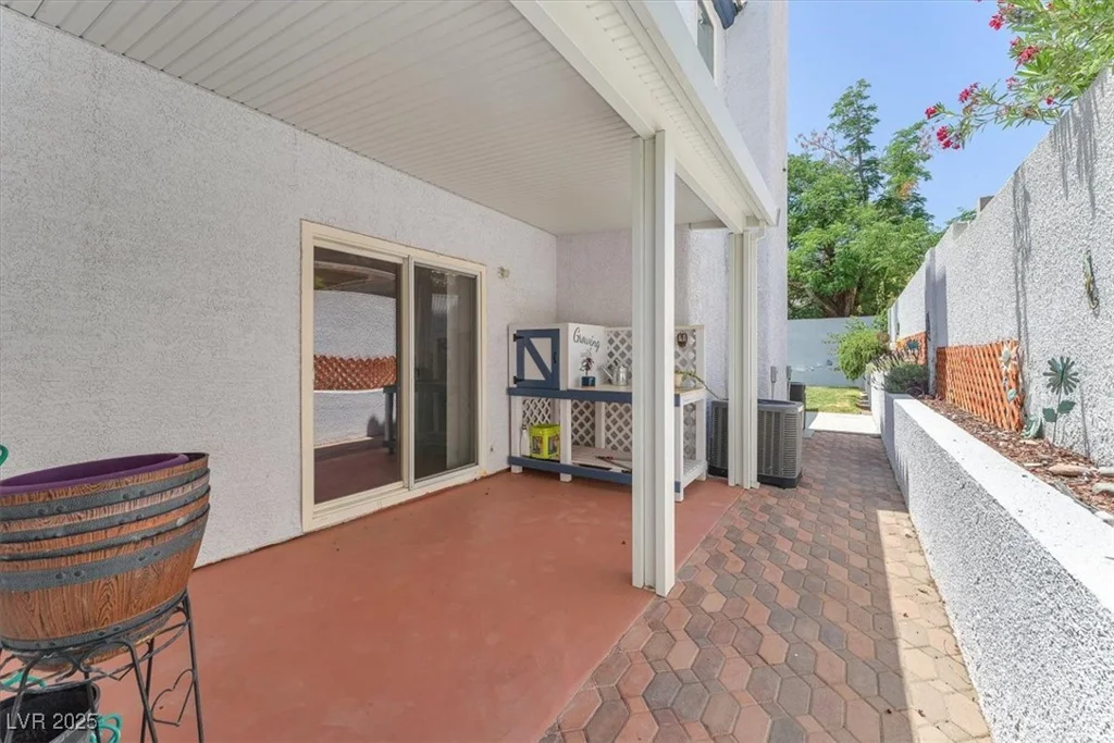 4871 La Princesa, North Las Vegas, NV 89031
