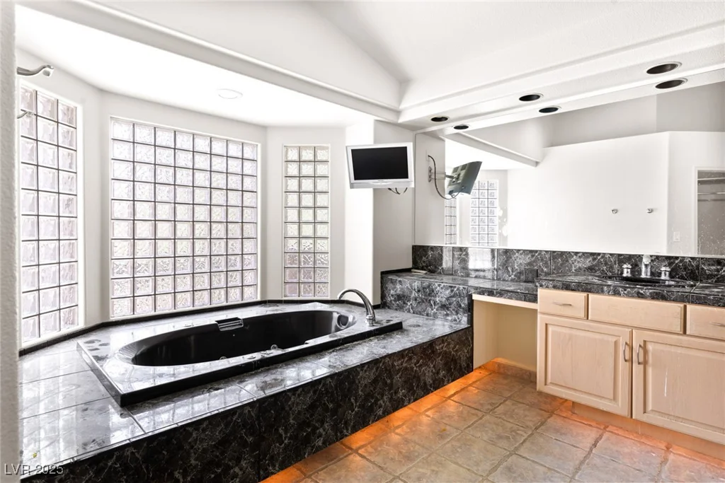 8800 Cortile, Las Vegas, NV 89134