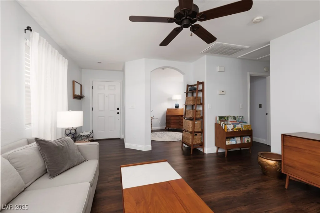 820 Bernini, Las Vegas, NV 89144