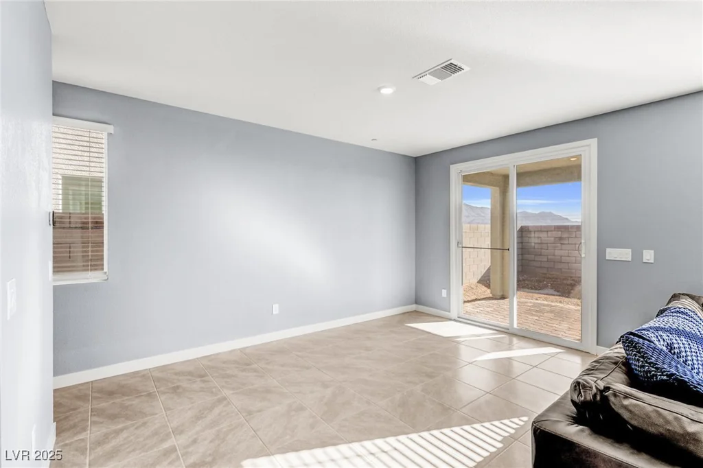 9886 Alpine Style, Las Vegas, NV 89166