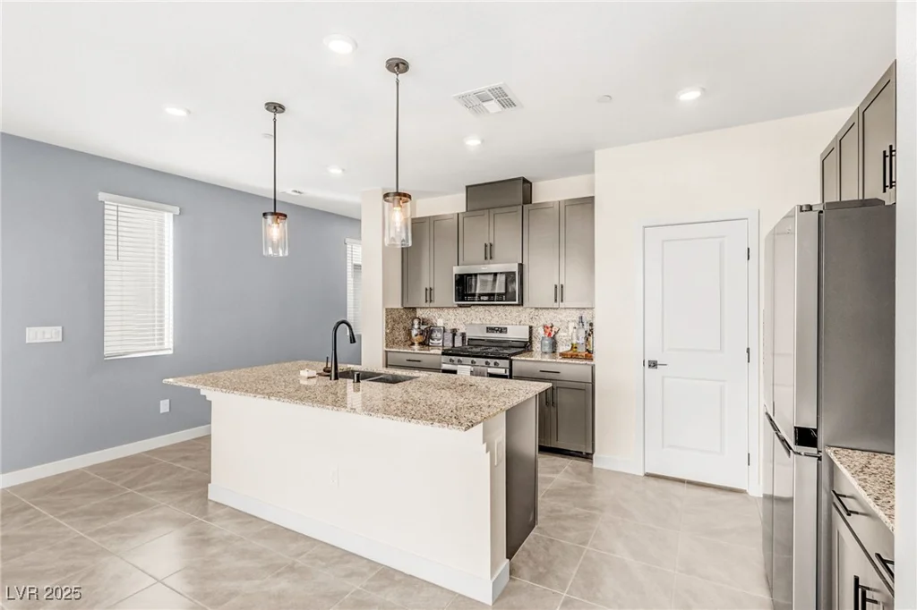 9886 Alpine Style, Las Vegas, NV 89166