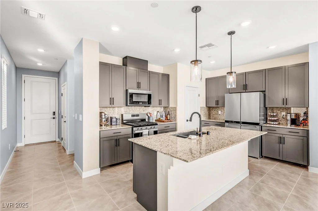 9886 Alpine Style, Las Vegas, NV 89166
