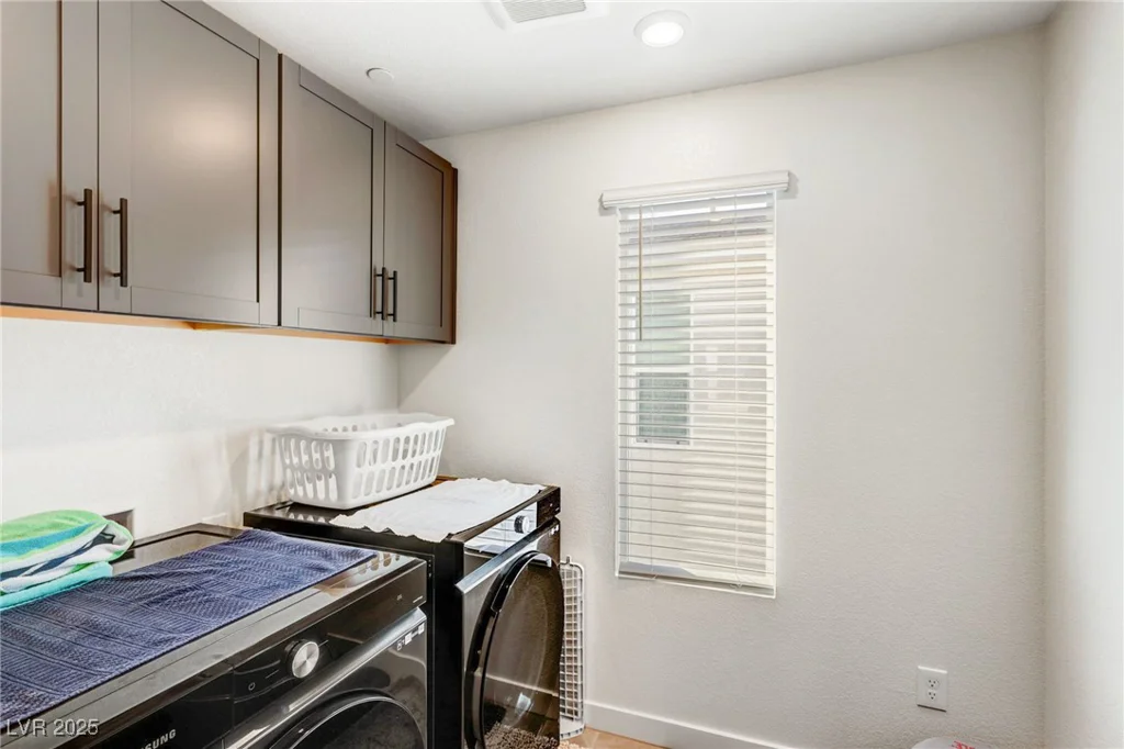 9886 Alpine Style, Las Vegas, NV 89166