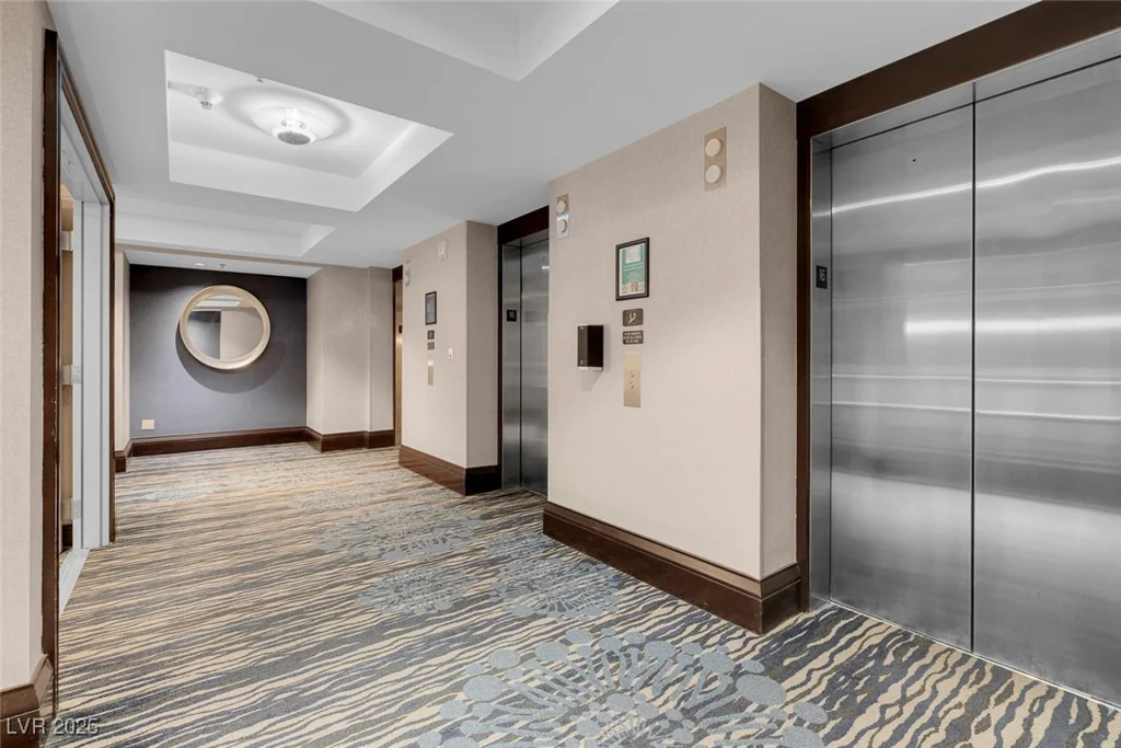 211 FLAMINGO, Las Vegas, NV 89169