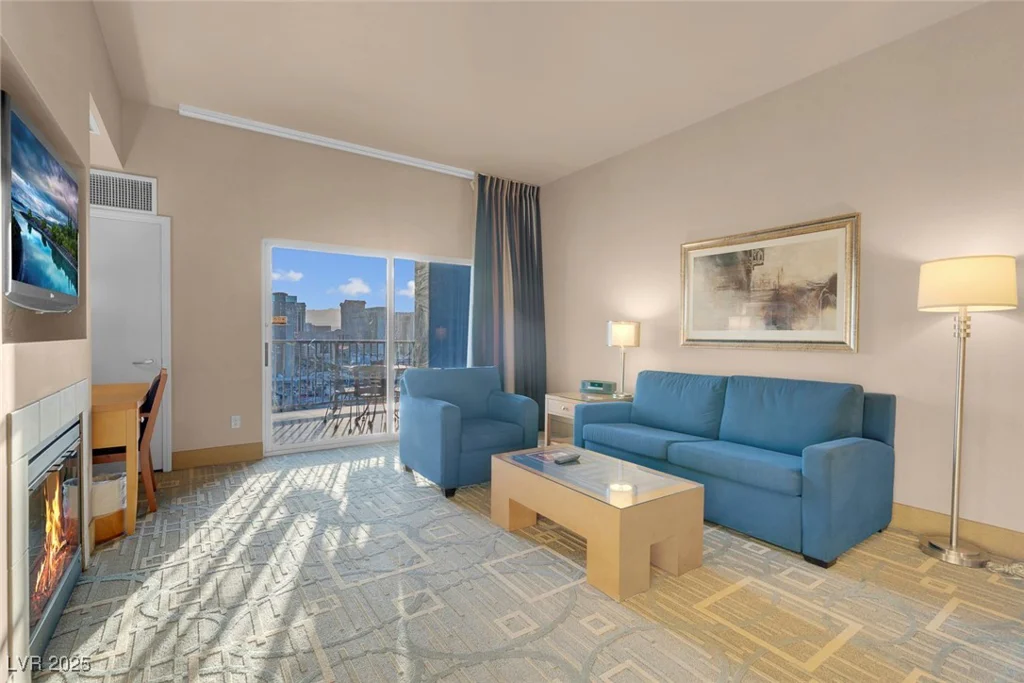 211 FLAMINGO, Las Vegas, NV 89169