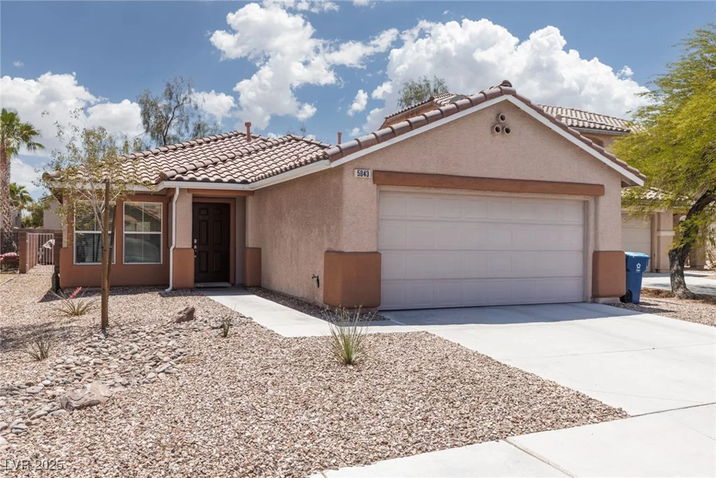 5043 Naff Ridge, Las Vegas, NV 89131