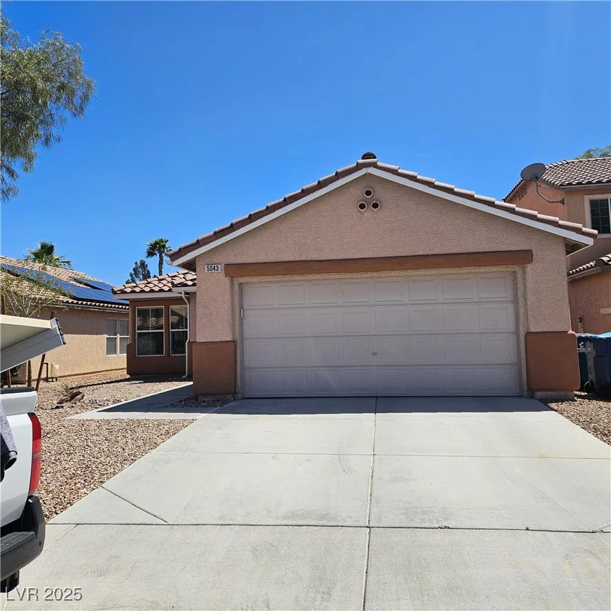 5043 Naff Ridge, Las Vegas, NV 89131