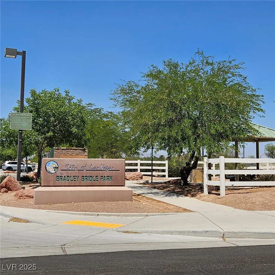 5043 Naff Ridge, Las Vegas, NV 89131