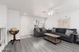 5043 Naff Ridge, Las Vegas, NV 89131