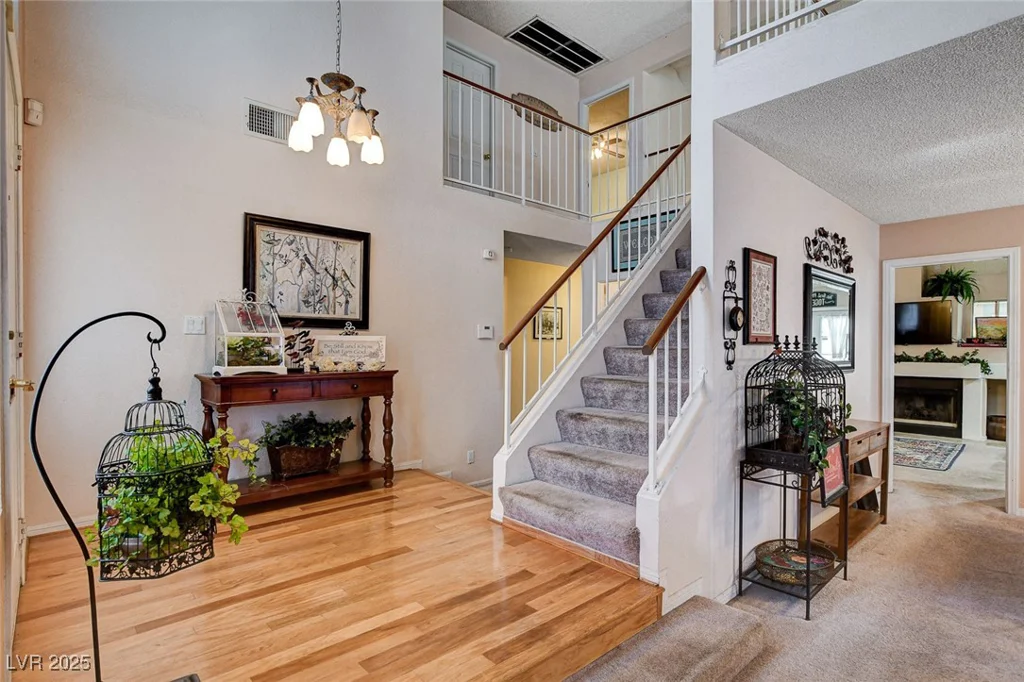 7109 Deepriver, Las Vegas, NV 89129
