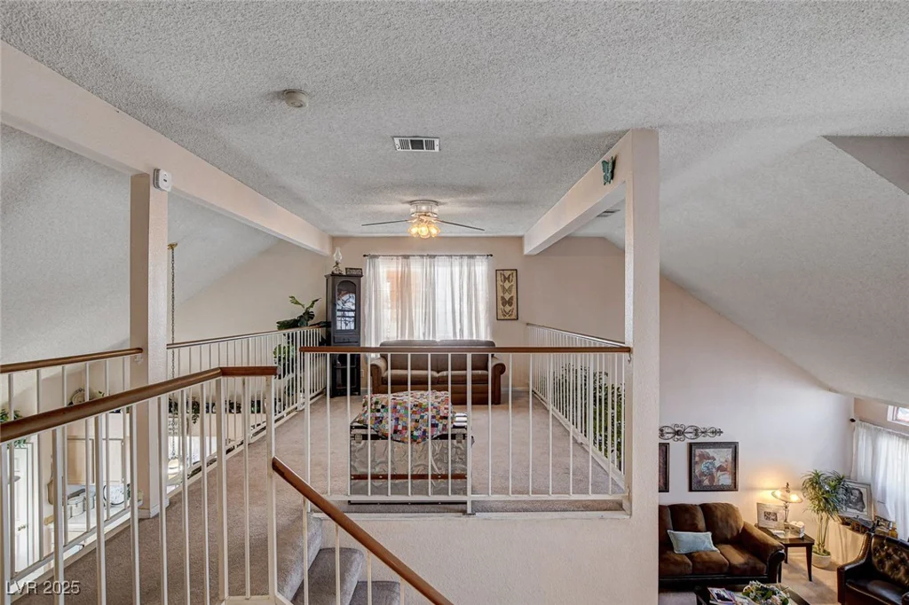7109 Deepriver, Las Vegas, NV 89129