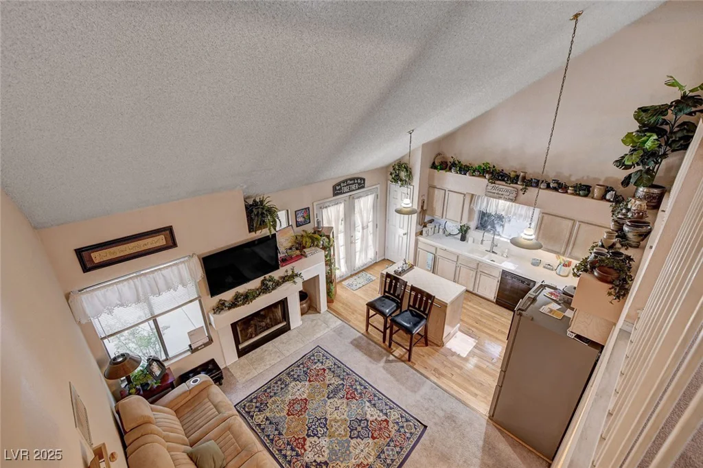 7109 Deepriver, Las Vegas, NV 89129