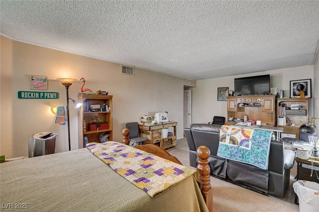 7109 Deepriver, Las Vegas, NV 89129