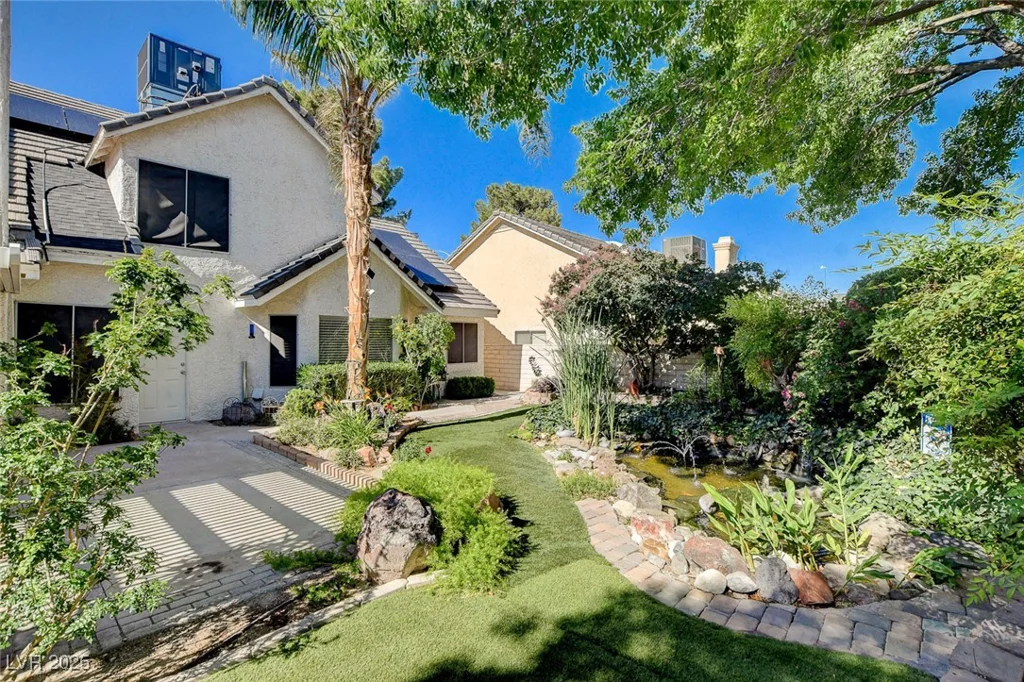7109 Deepriver, Las Vegas, NV 89129
