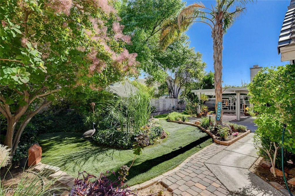 7109 Deepriver, Las Vegas, NV 89129