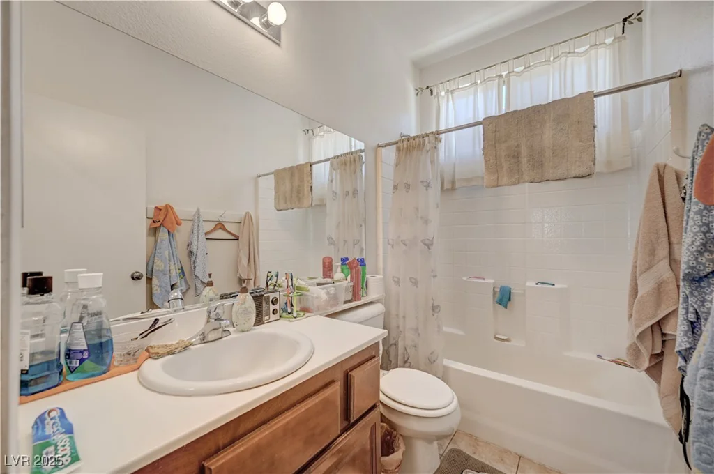 5548 Spearfish Lake, Las Vegas, NV 89148