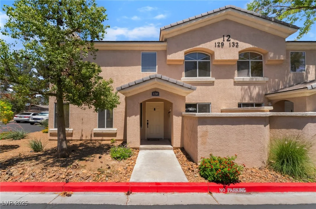 3950 Sandhill, Las Vegas, NV 89121