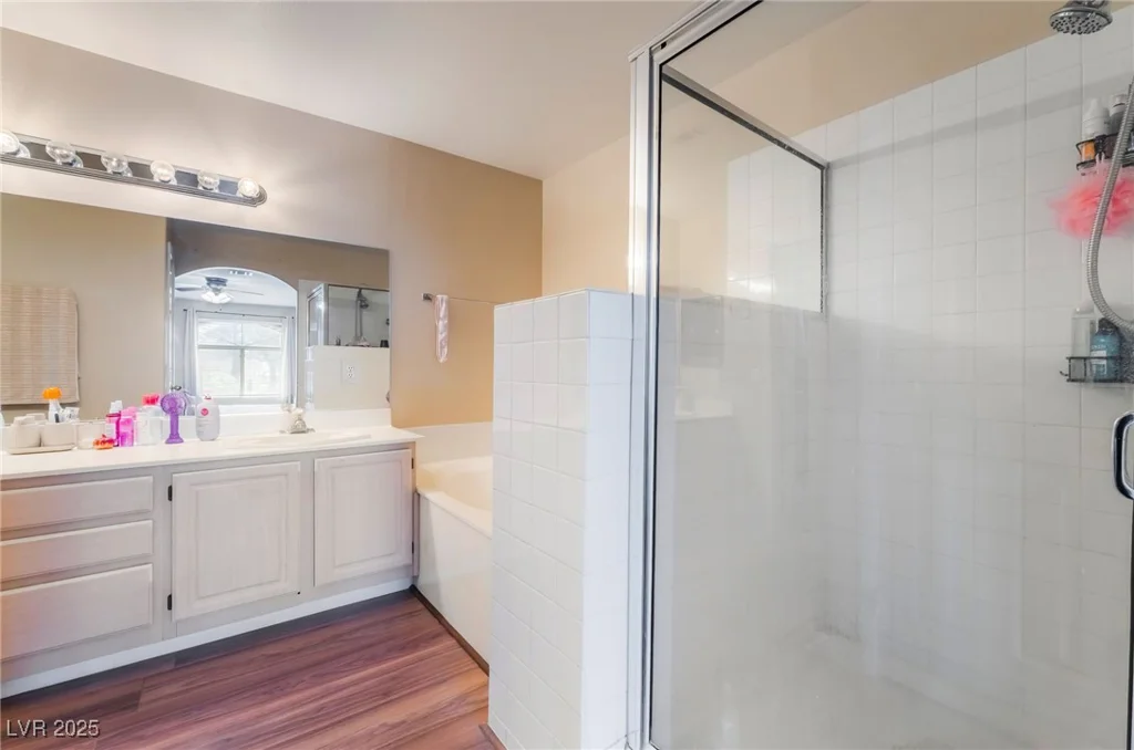3950 Sandhill, Las Vegas, NV 89121