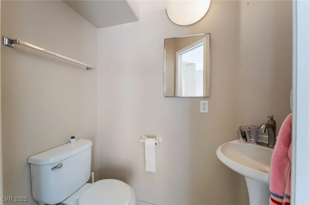 3950 Sandhill, Las Vegas, NV 89121