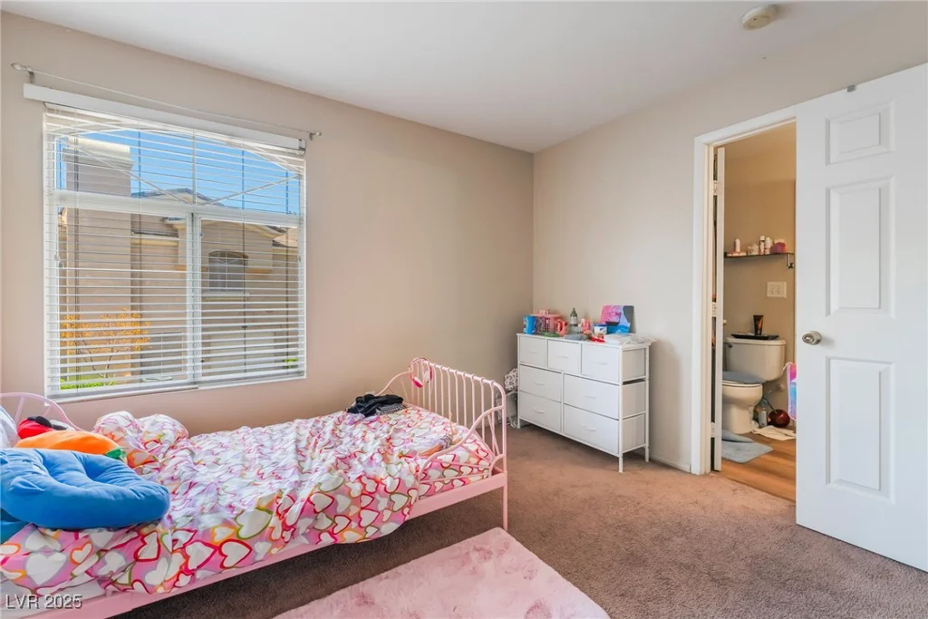 3950 Sandhill, Las Vegas, NV 89121
