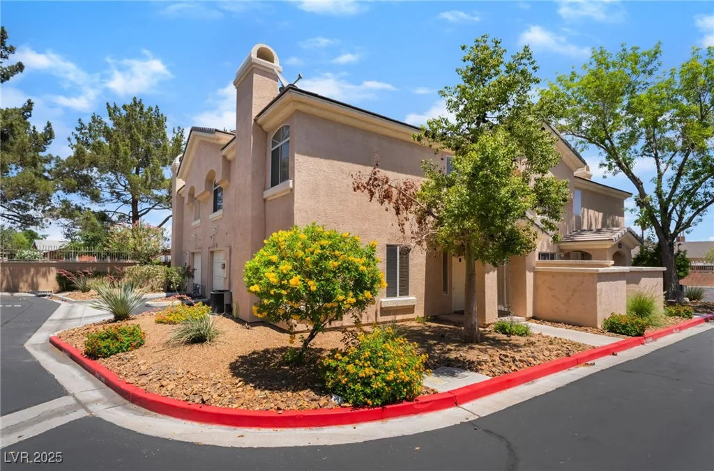 3950 Sandhill, Las Vegas, NV 89121
