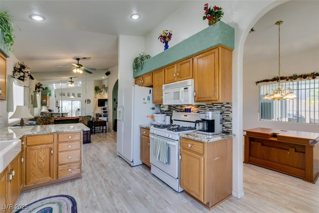 2200 Valley Heights, Henderson, NV 89052
