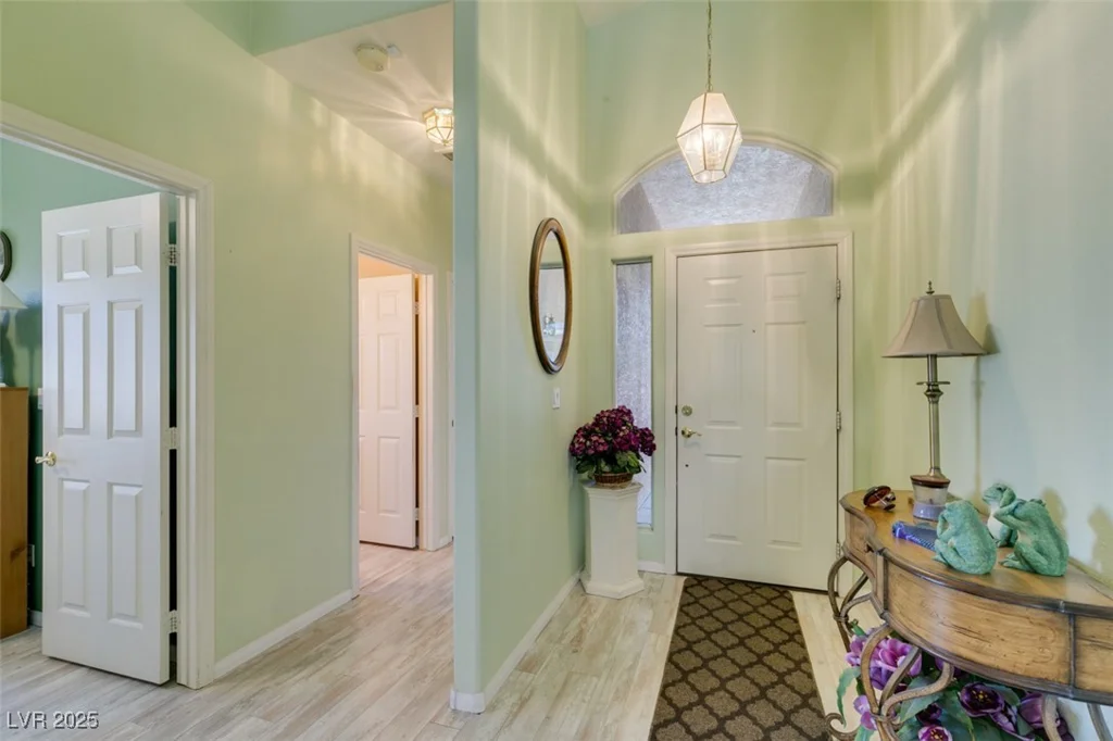 2200 Valley Heights, Henderson, NV 89052