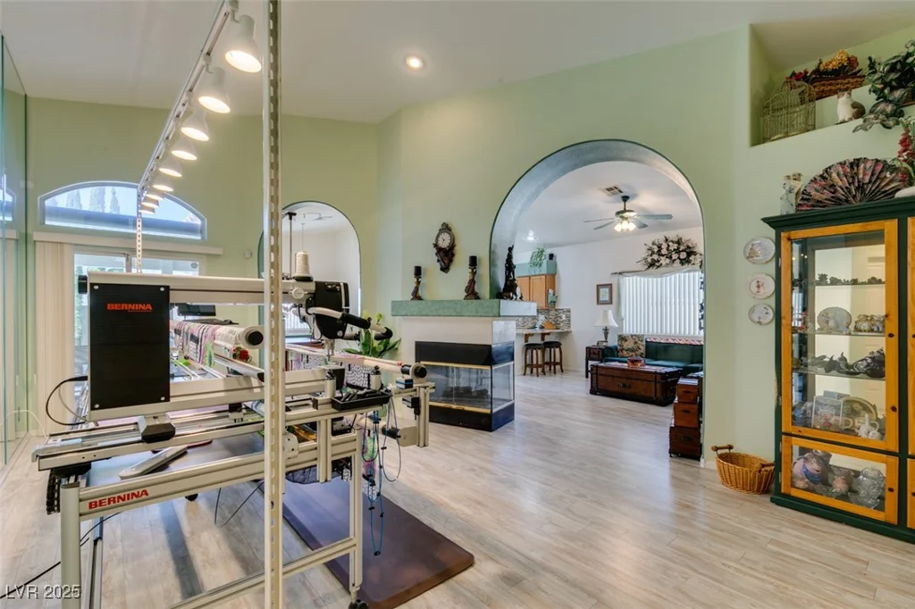 2200 Valley Heights, Henderson, NV 89052