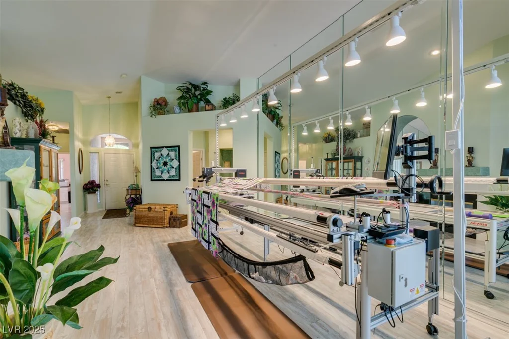 2200 Valley Heights, Henderson, NV 89052
