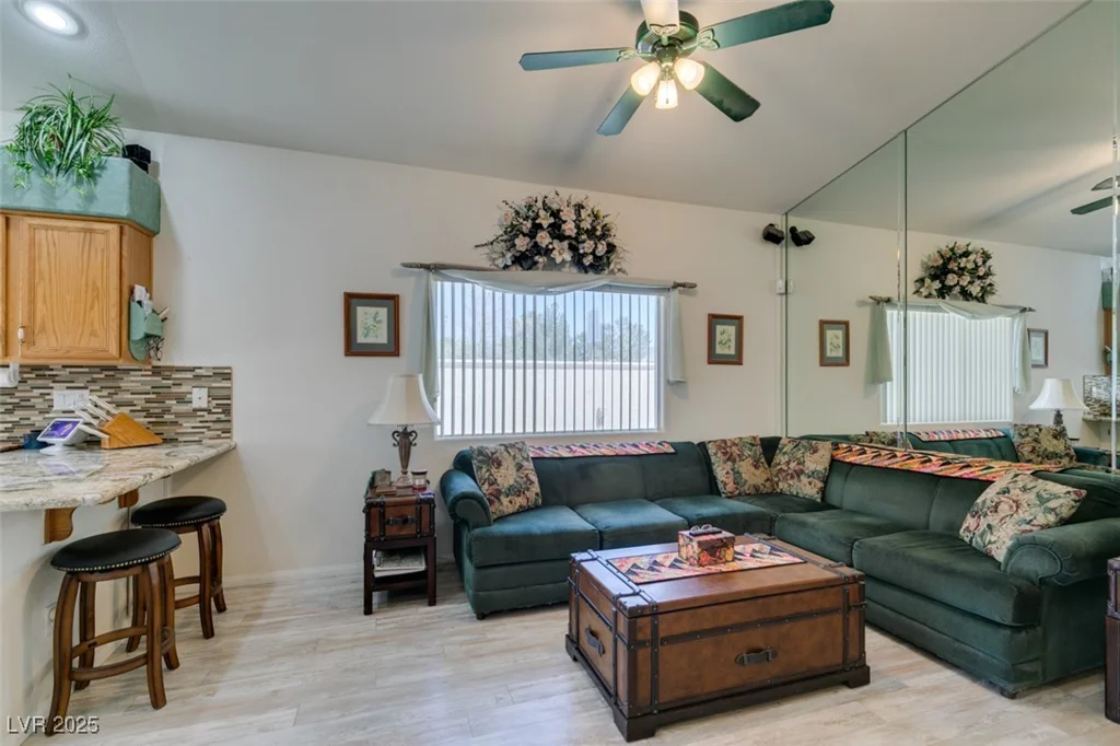 2200 Valley Heights, Henderson, NV 89052
