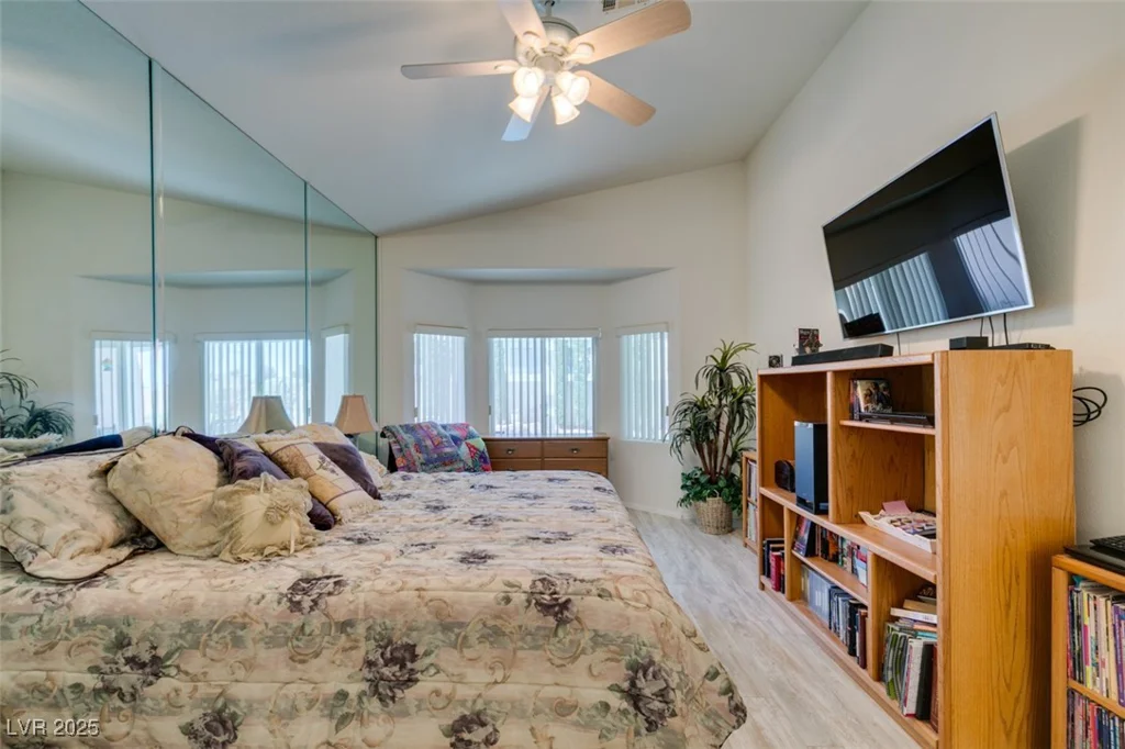 2200 Valley Heights, Henderson, NV 89052