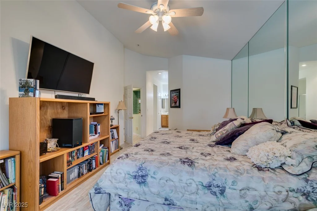 2200 Valley Heights, Henderson, NV 89052
