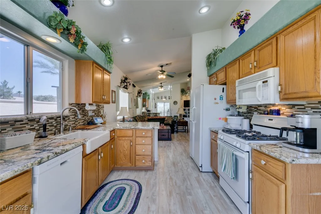 2200 Valley Heights, Henderson, NV 89052