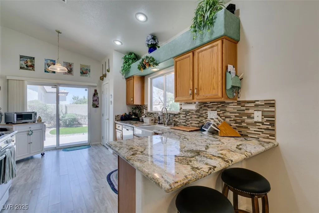 2200 Valley Heights, Henderson, NV 89052