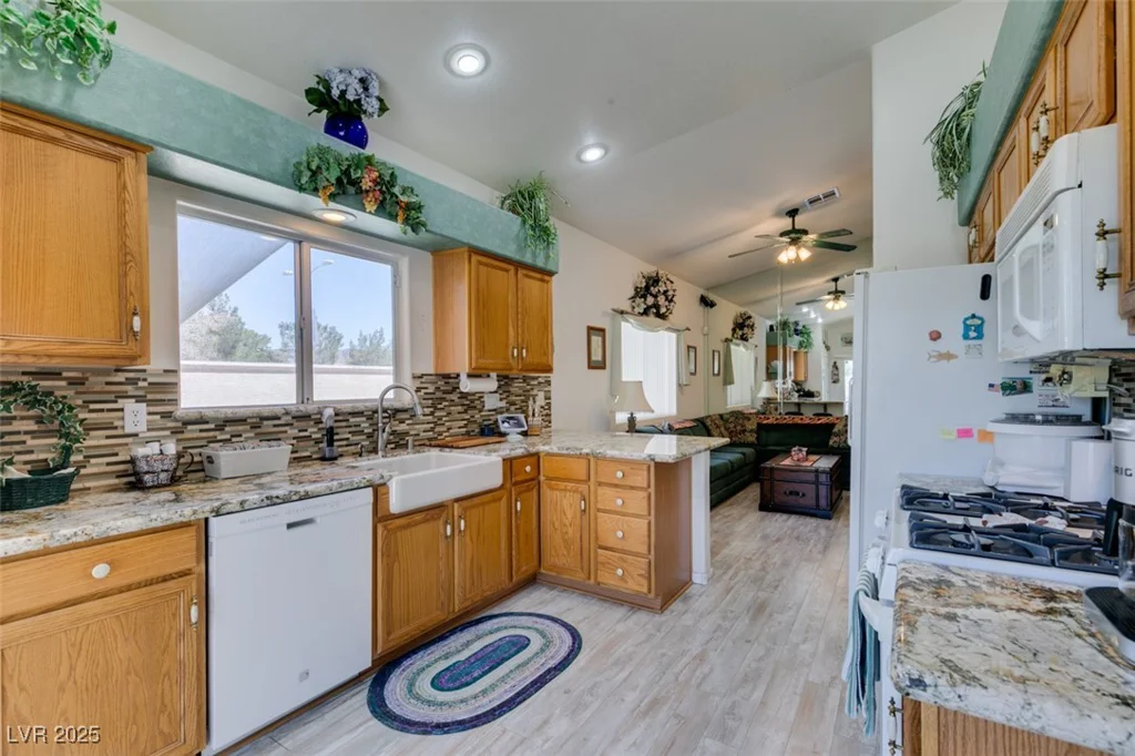 2200 Valley Heights, Henderson, NV 89052